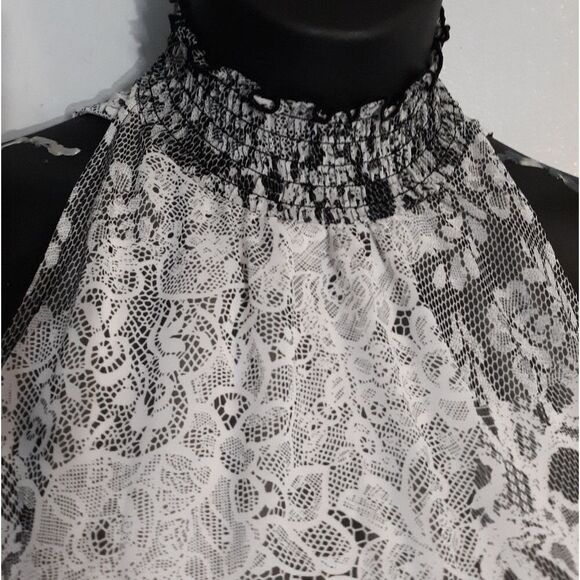 B Wear black and white lace halter tank - Picture 3 of 6